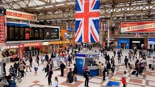 A Walk Through The London Victoria Station London England [upl. by Bikales]